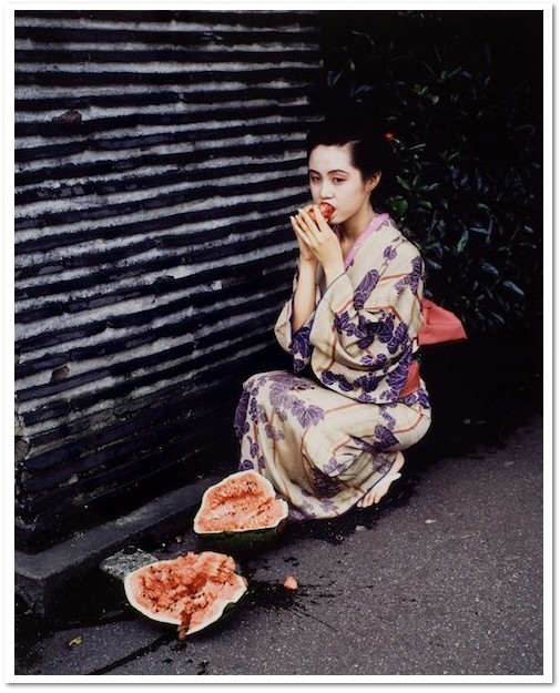 Nobuyoshi Araki: 'Ohne Titel', 1991, C-Print, signed numbered, edition 0f 17, size: 41 x 34 cm.