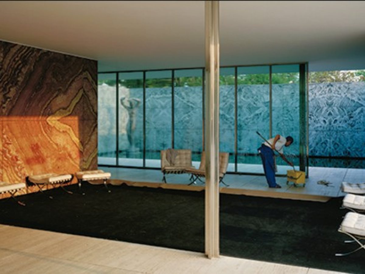 Jeff Wall – Morning Cleaning – Nolden/H Fine Art