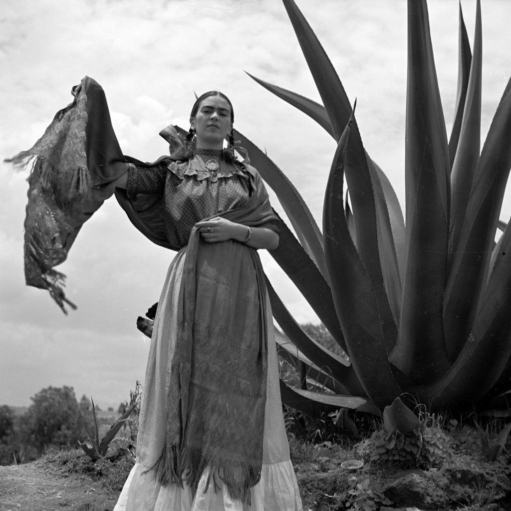 Toni Frissell - Frida Kahlo