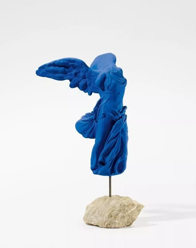 Yves Klein - La Victoire de Samothrace