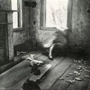 Francesca Woodman, Untitled I, Providence, Rhode Island, ca. 1975 © George and Betty Woodman