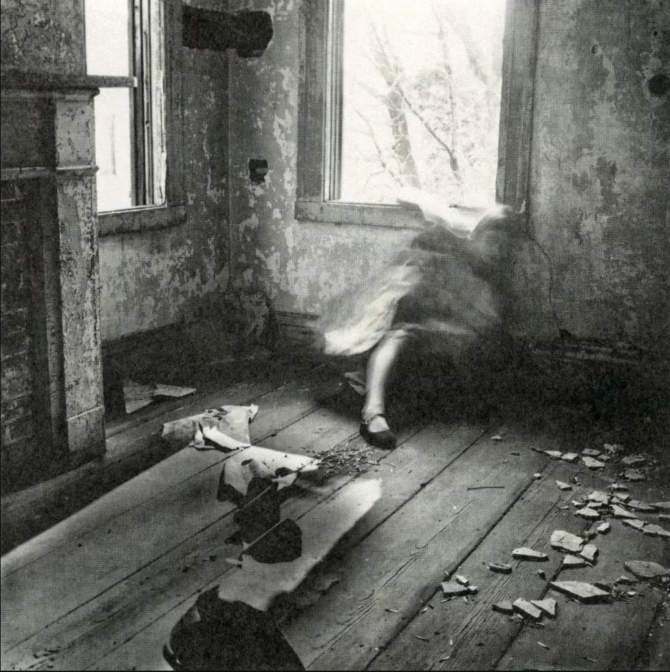 Francesca Woodmann Q