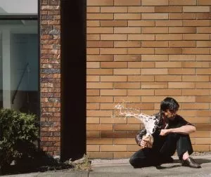 Jeff Wall Milk 1984, Transparency in lightbox 1870 x 2290 mm, Cinematographic photograph, Collection FRAC Champagne–Ardenne, Reims © The artist