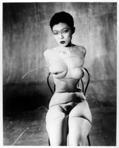 Nobuyoshi Araki 'Kinbaku [Bondage]', 1993, Gelatin silver print, printed later size 39,5 x 31,6 cm, en verso signed in pencil © Nobuyoshi Araki