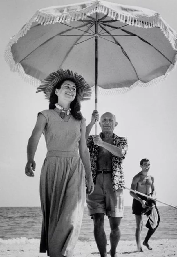 Robert Capa Picasso And Framcoise Gilot At The Cote D´Azur